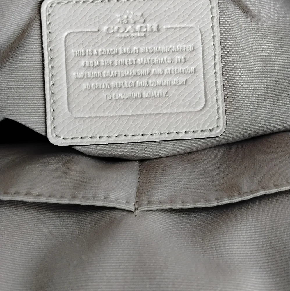 Coach Cross Grain Leather Cora Dome Handbag Color Block Tan NWOT - Picture 6 of 7